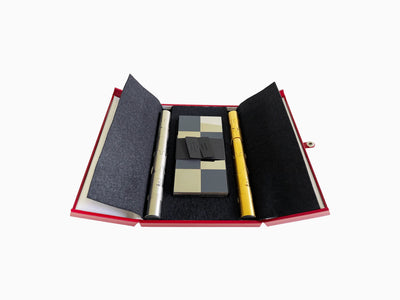 Cy Endfield - Chess Travelset