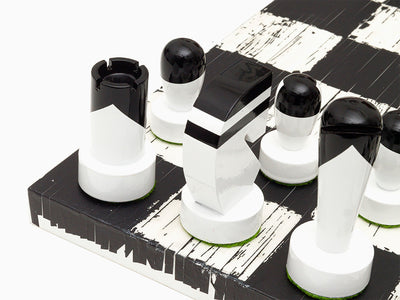 Gregor Hildebrandt x Yasmin Müller - "schwarzes Bianco, 2023" chessboard