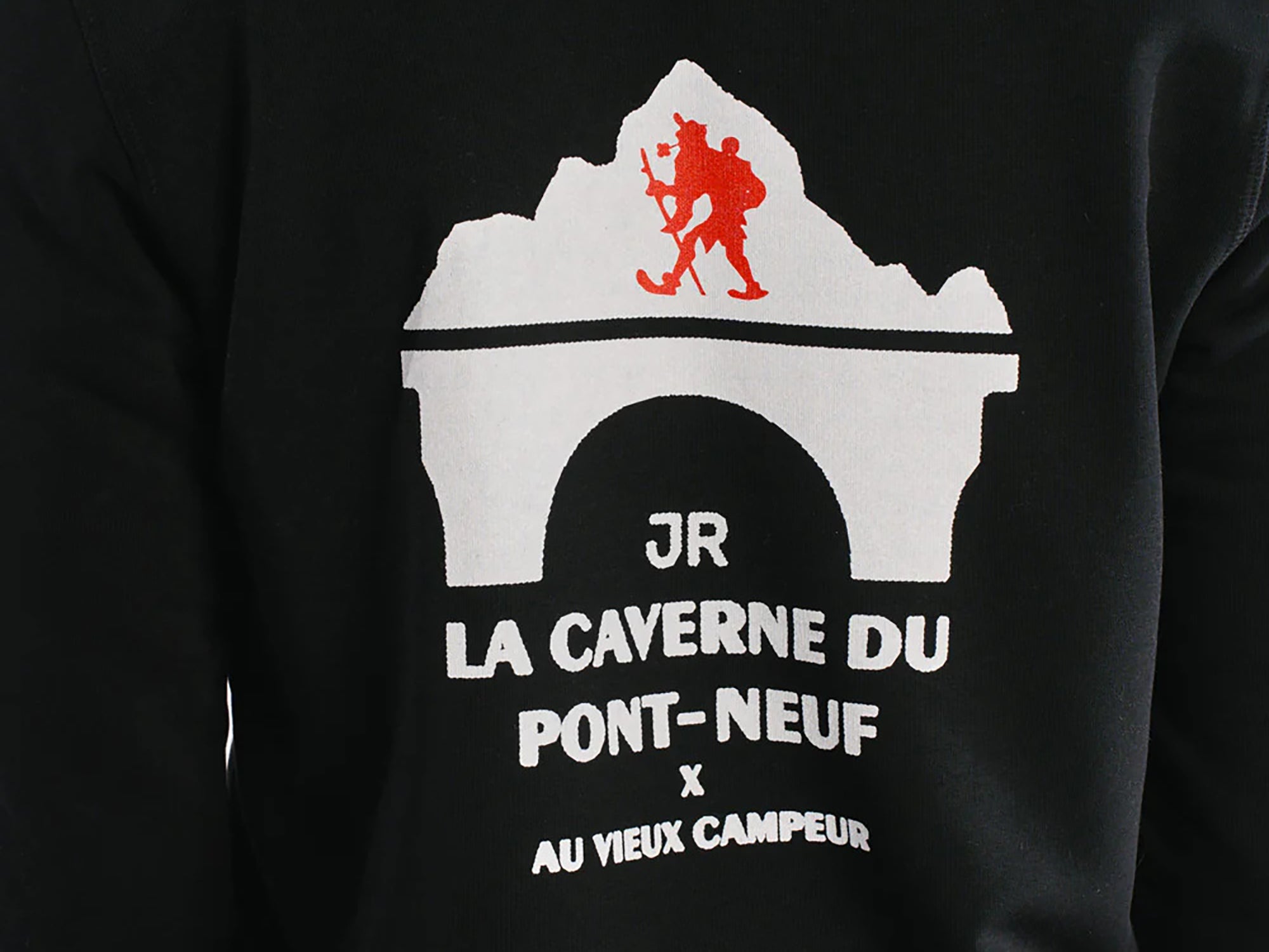 JR x Au Vieux Campeur - La Caverne du Pont-Neuf - Sweat Patch (Black)