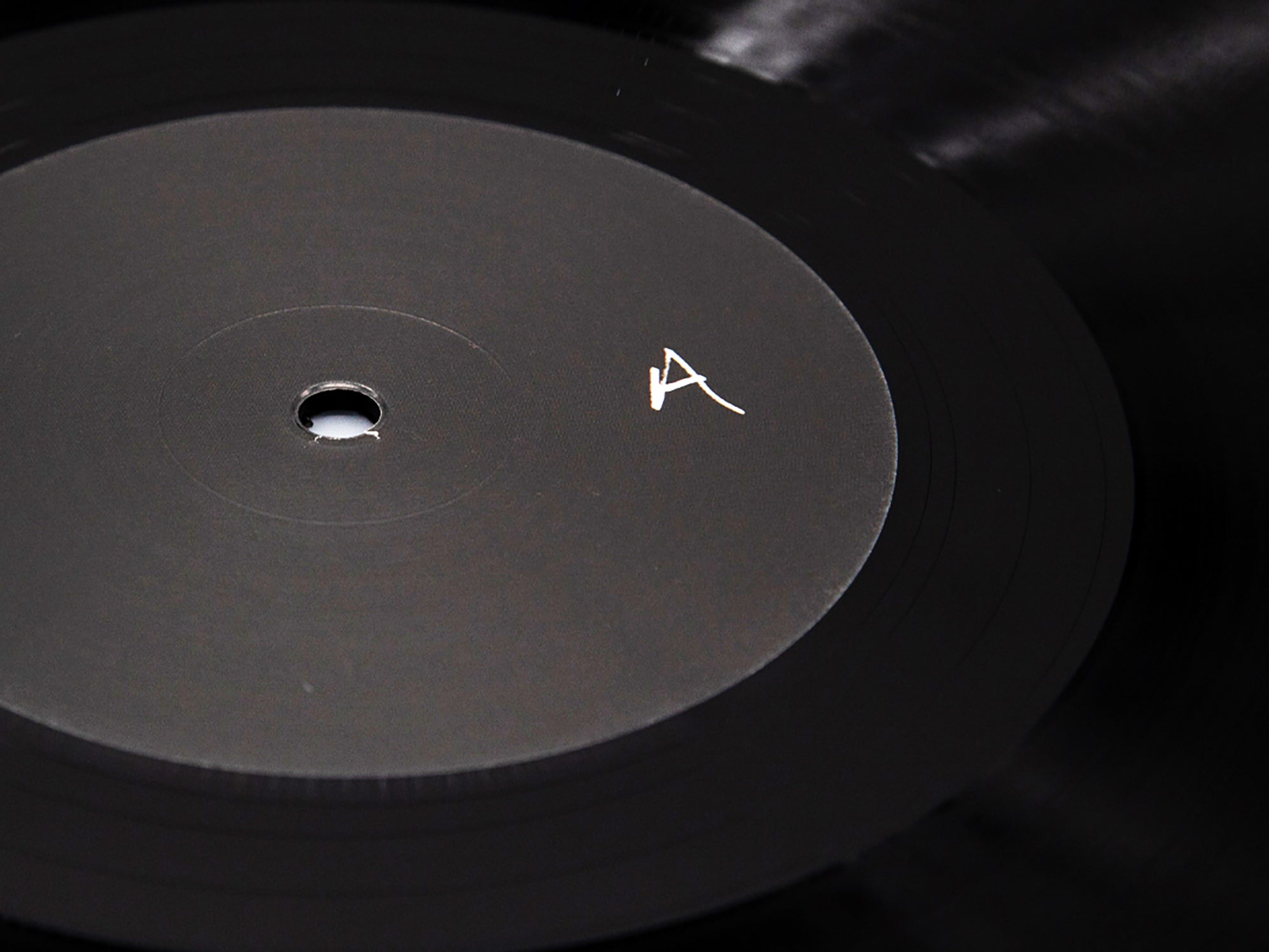 Thomas Bangalter - Chiroptera Matière Première