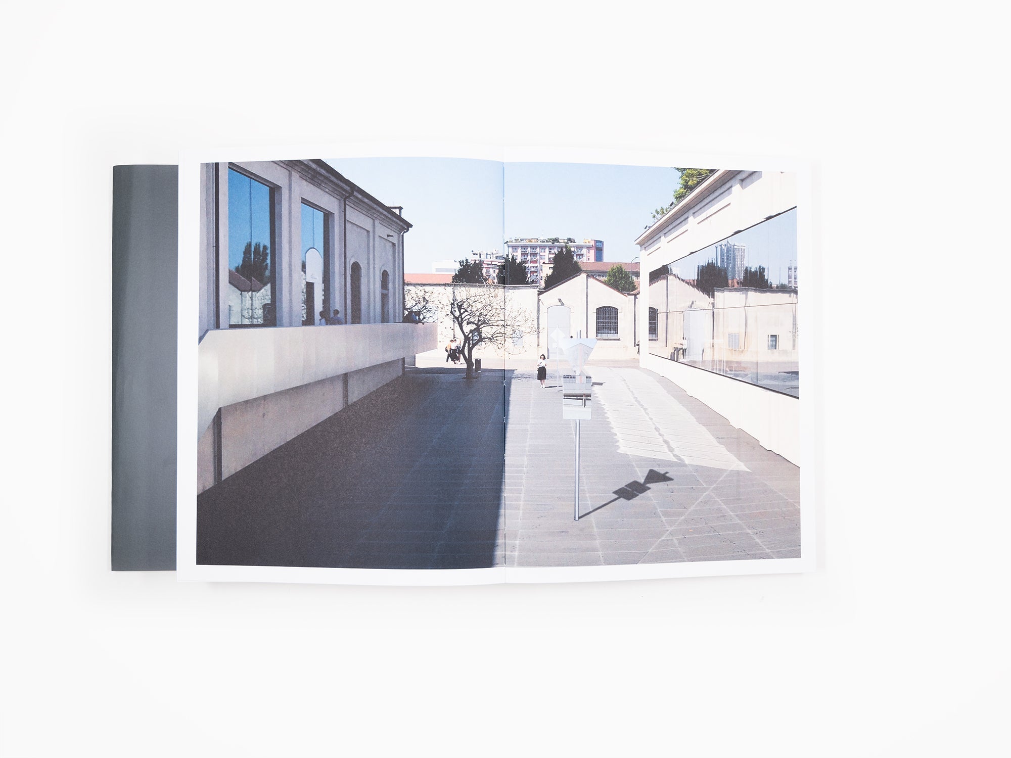 Elmgreen & Dragset - Useless Bodies?