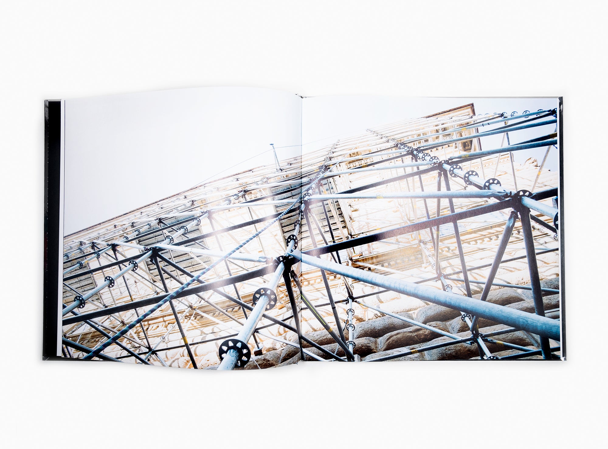 JR - La Ferita / The Wound