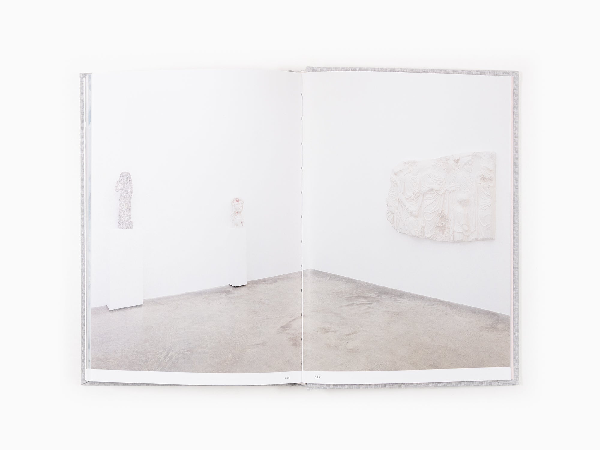 Daniel Arsham - Paris, 3020