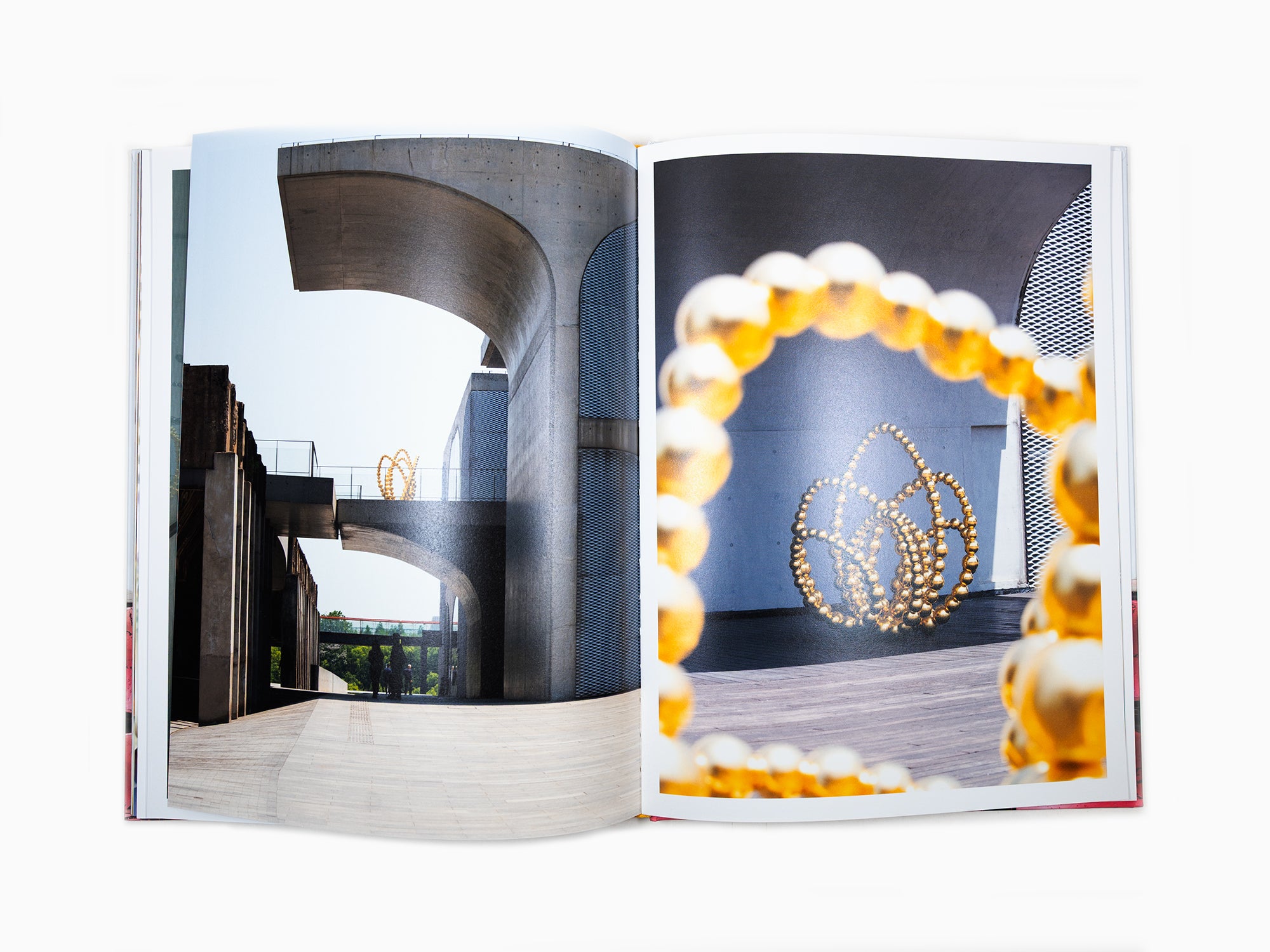 Jean-Michel Othoniel - The Enchantment