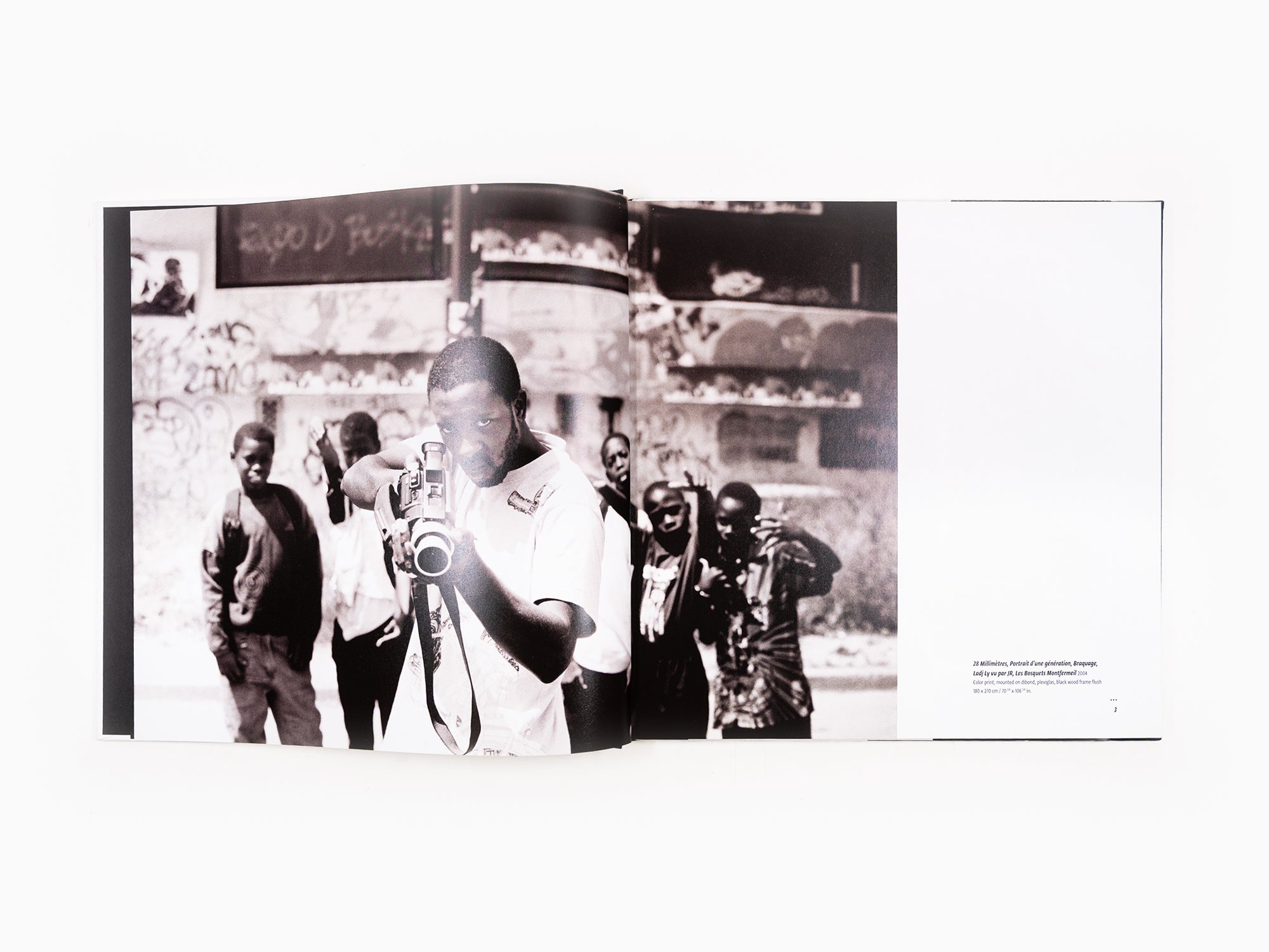 JR - A Survey Exhibition