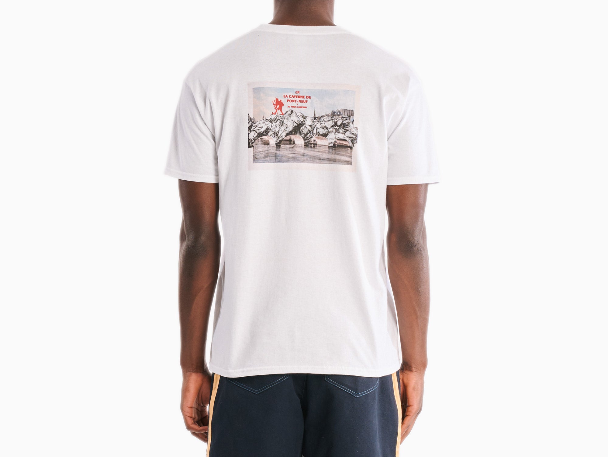JR x Au Vieux Campeur - La Caverne du Pont-Neuf - T-shirt Pont (White)
