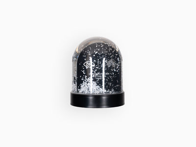 JR - La Caverne du Pont-Neuf Snow Globe