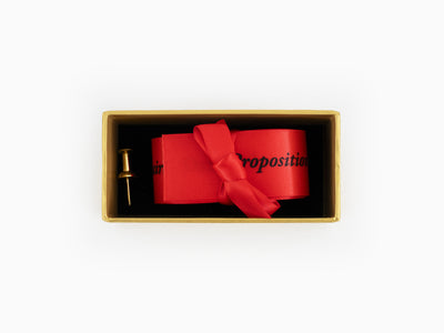 Sophie Calle - "Proposition pour un rituel d'anniversaire" ribbon - Fizz Red