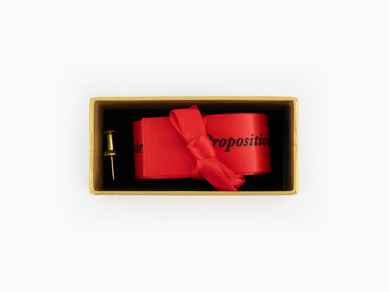 Sophie Calle - "Proposition pour un rituel d'anniversaire" ribbon - Fizz Red