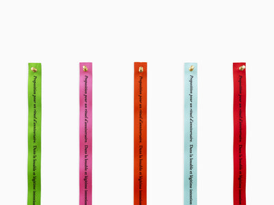 Sophie Calle - "Proposition pour un rituel d'anniversaire" ribbon - Tango Orange