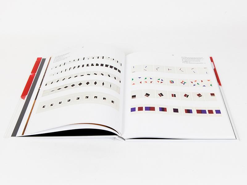 Julio Le Parc - Form Into Action