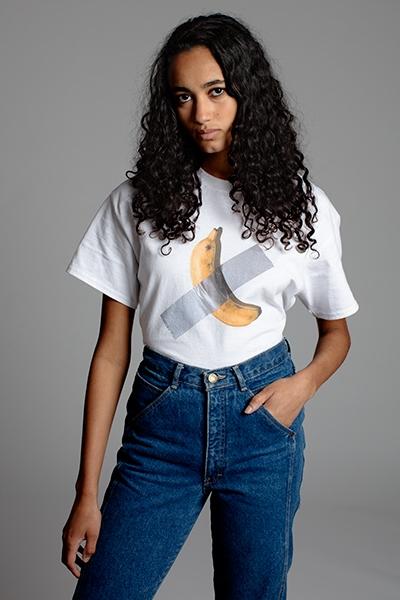 Maurizio Cattelan - Comedian T-shirt - M