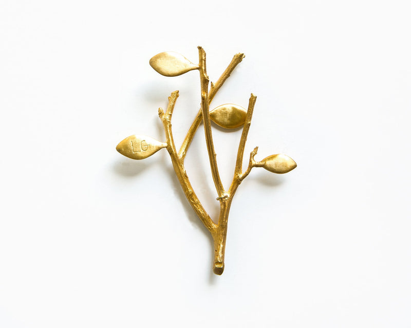 Laurent Grasso - Panoptes Brooch (Gold pleated sterling silver)