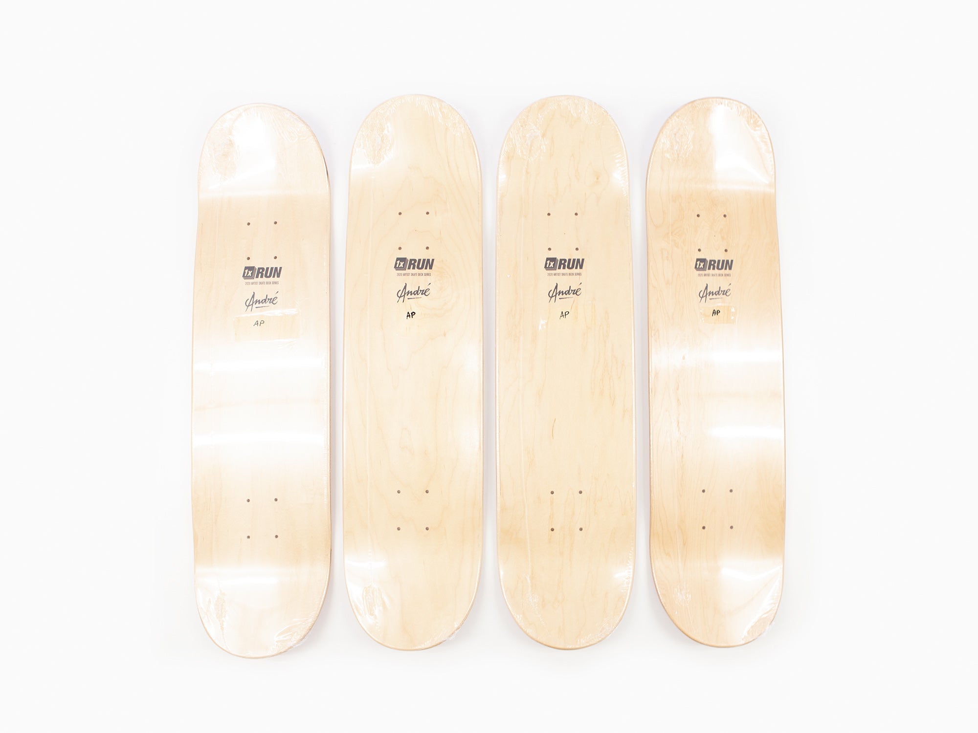André - Skateboards - 4 Skate Deck set "La vie en rose"