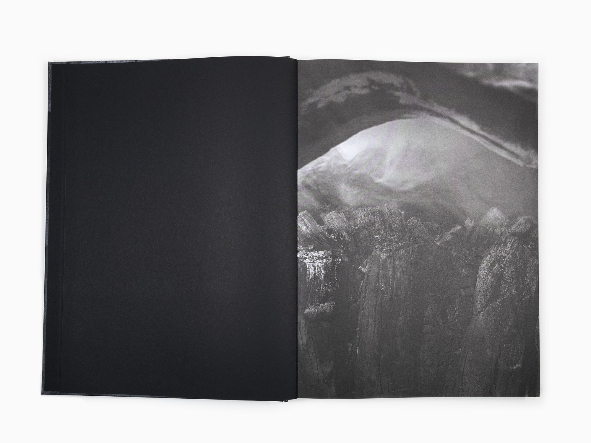 Lee Bae - Perrotin monograph